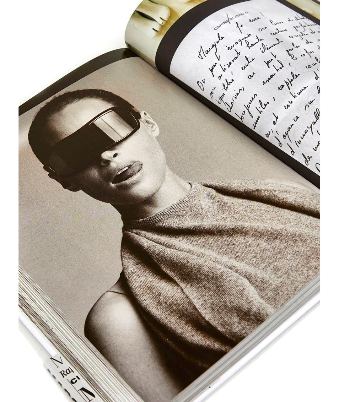 MAISON MARGIELA Книга, фото 2