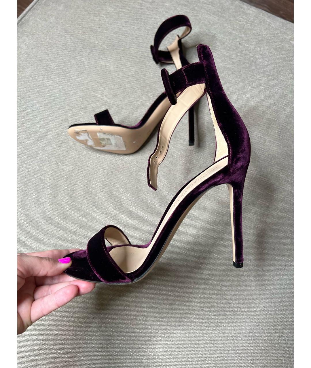 GIANVITO ROSSI Бархатные босоножки, фото 3