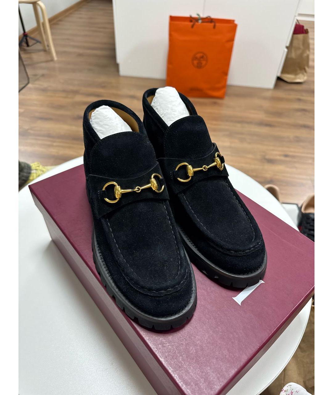 GUCCI Черные замшевые ботинки, фото 2