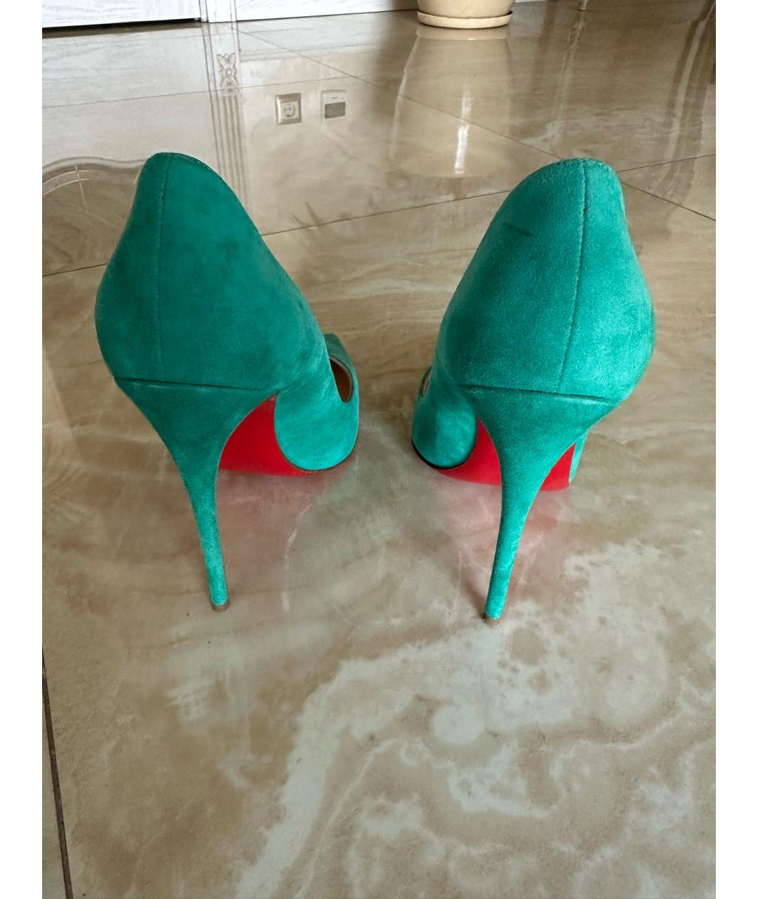 CHRISTIAN LOUBOUTIN Зеленые замшевые туфли, фото 2