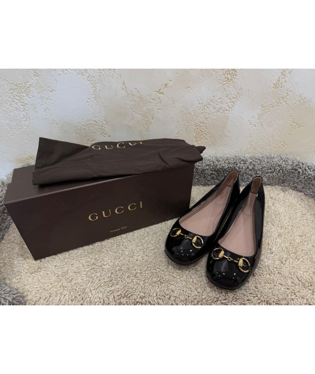 GUCCI Черные балетки из лакированной кожи, фото 6