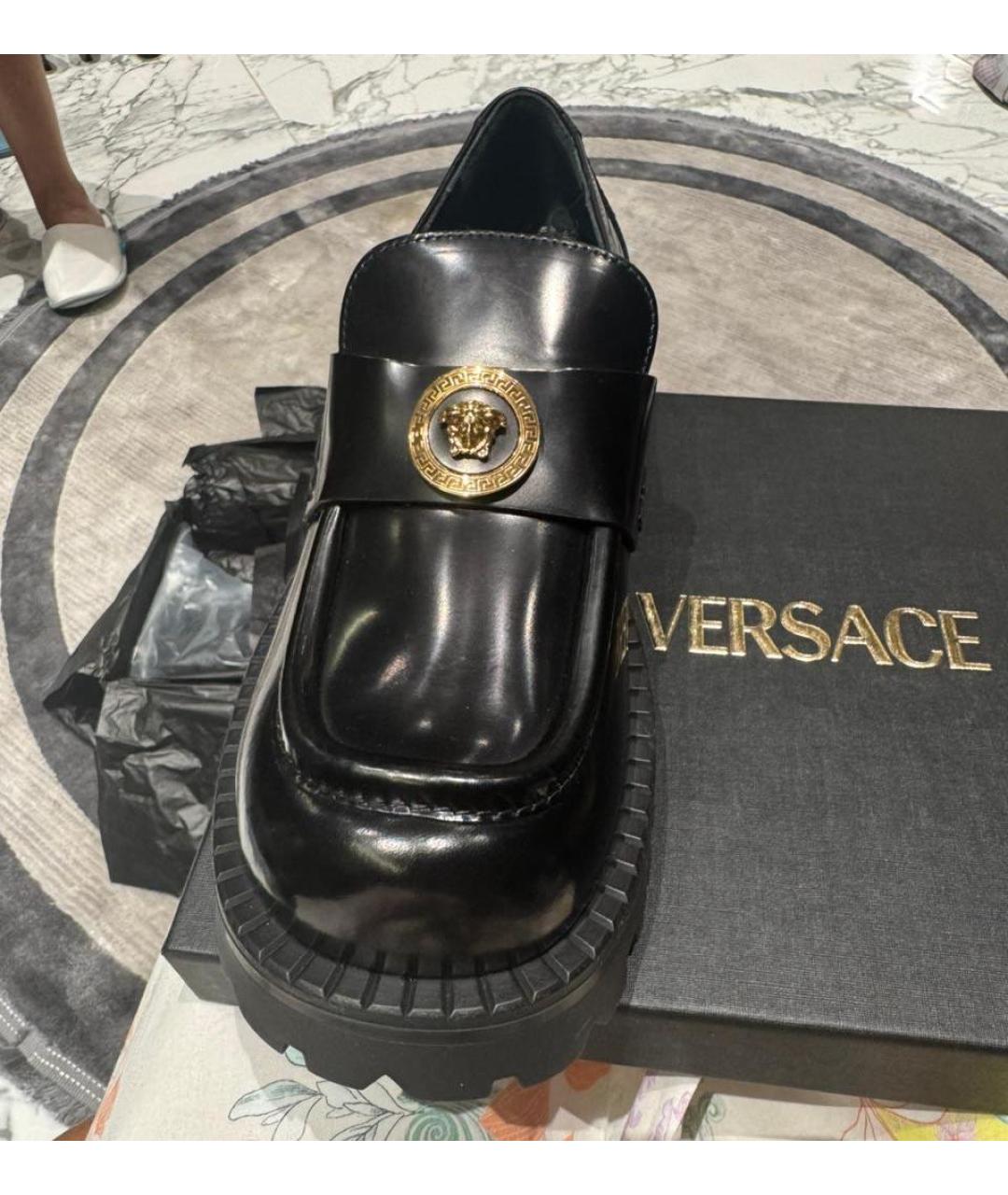 VERSACE Черные кожаные лоферы, фото 5