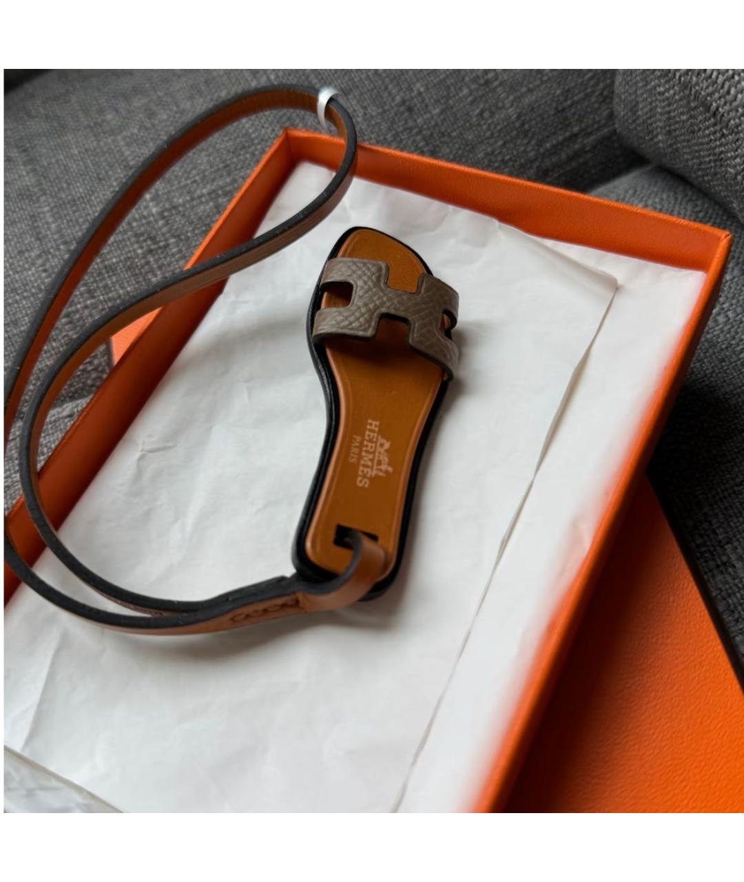 CELINE Коричневый брелок, фото 2