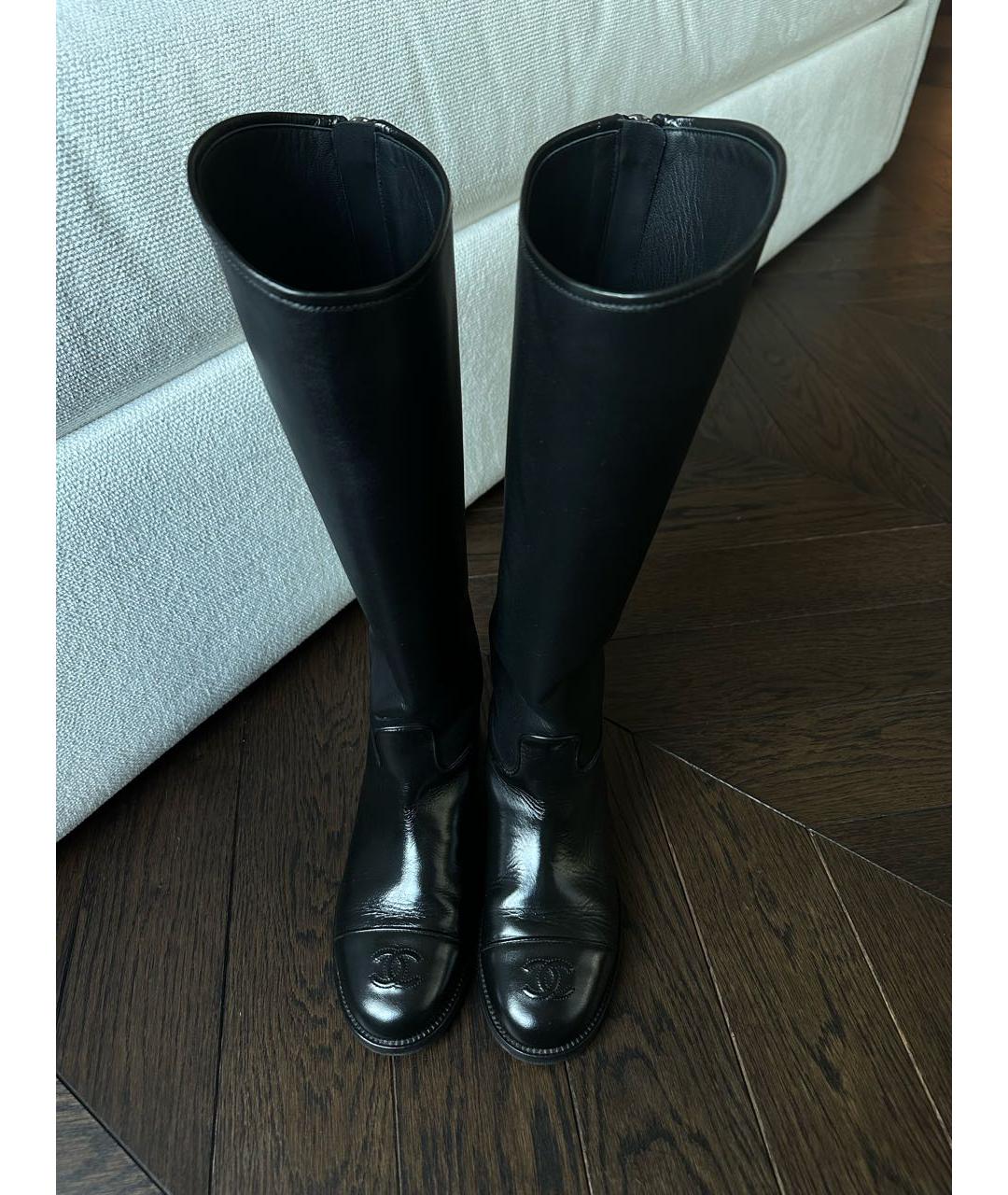 CHANEL Черные кожаные сапоги, фото 5