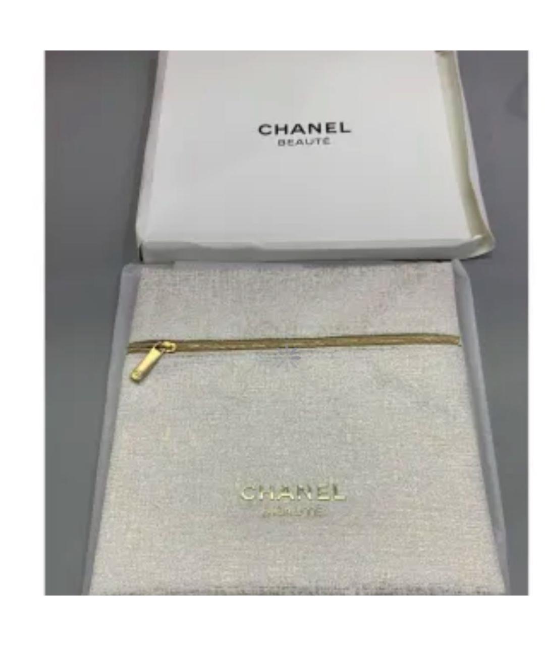 CHANEL Серебряная косметичка, фото 2