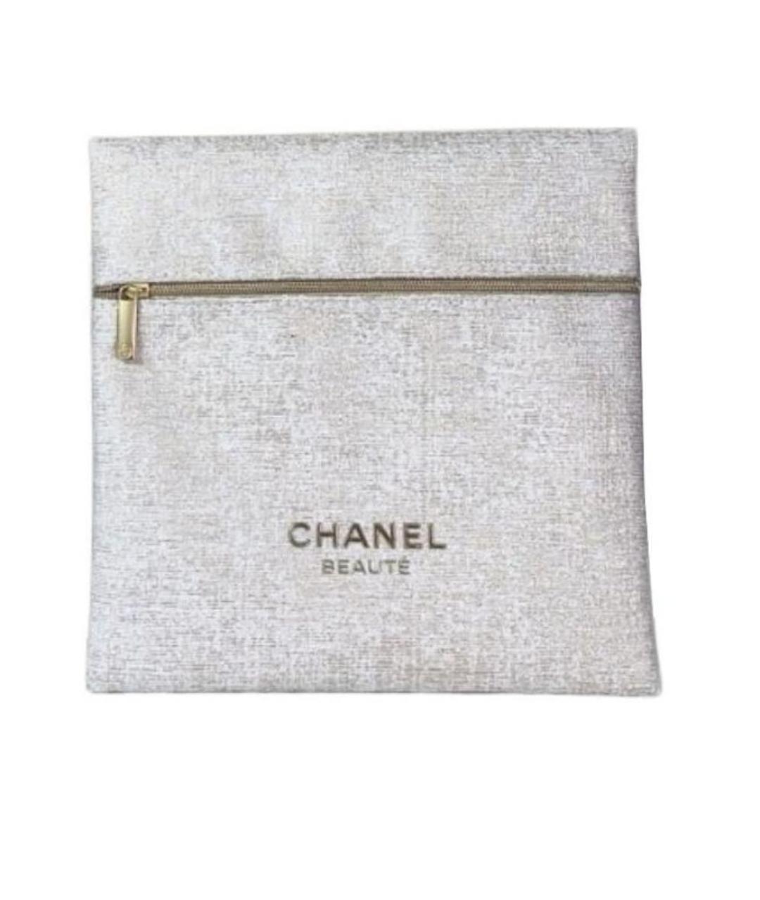CHANEL Серебряная косметичка, фото 1