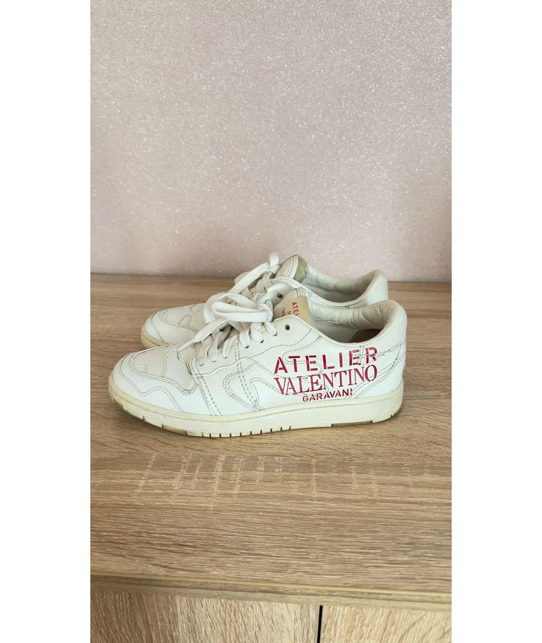 RED VALENTINO Белые кожаные кеды, фото 4