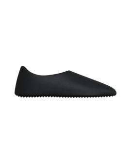YEEZY Низкие кроссовки / кеды