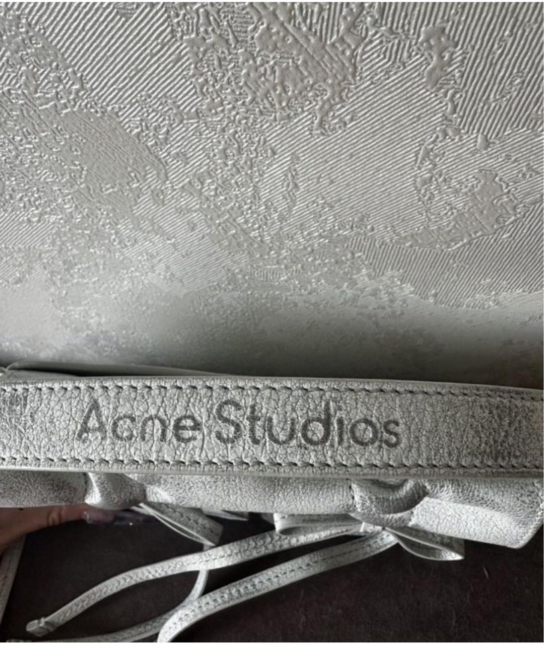 ACNE STUDIOS Белая кожаная сумка с короткими ручками, фото 5