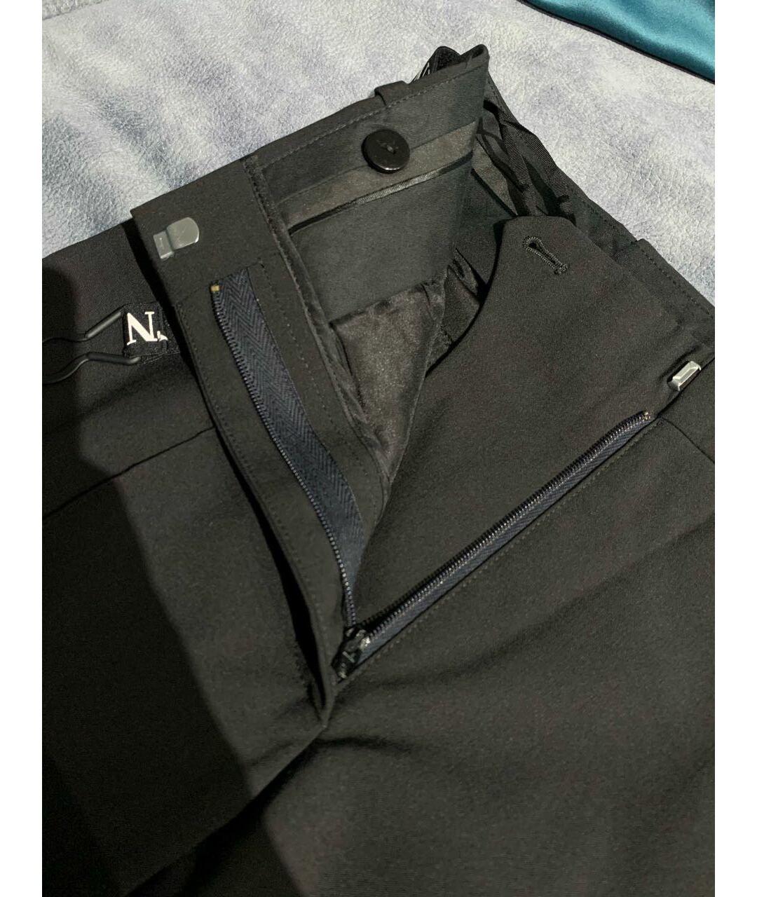 VALENTINO Черные вискозные прямые брюки, фото 3