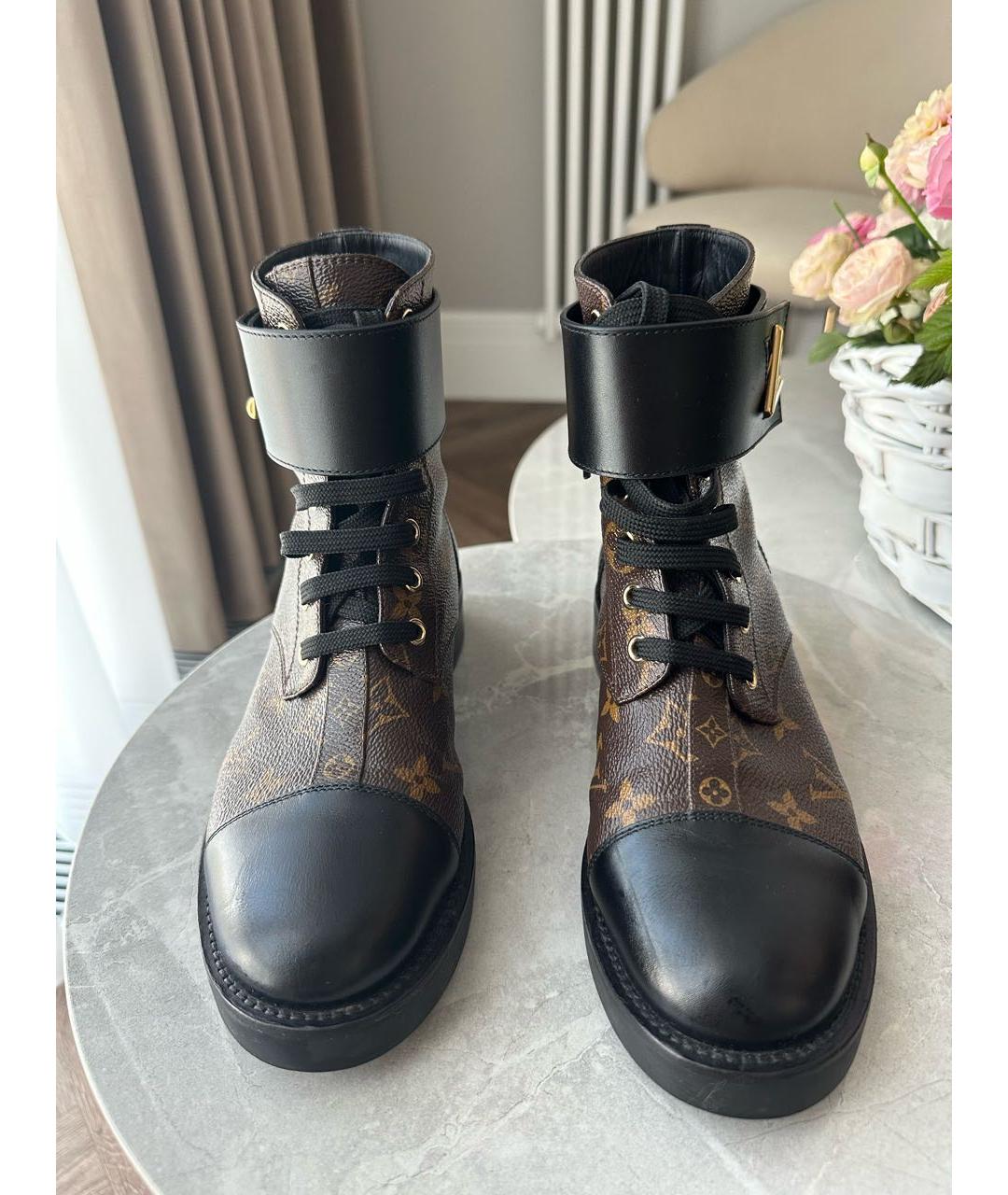 LOUIS VUITTON Коричневые кожаные ботильоны, фото 3