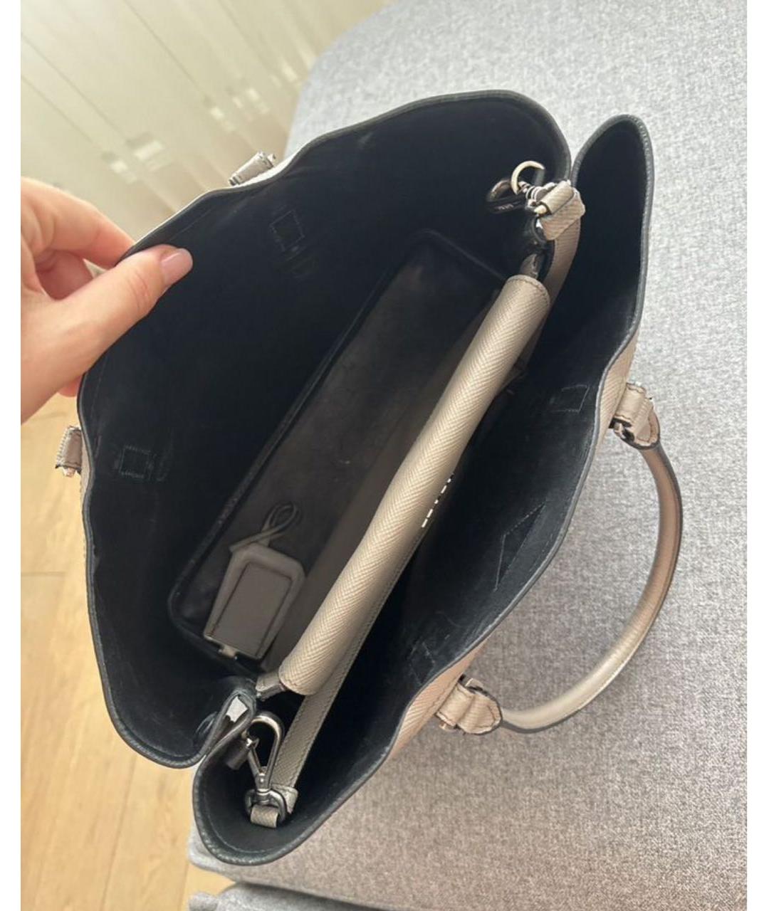 PRADA Антрацитовая кожаная сумка с короткими ручками, фото 4