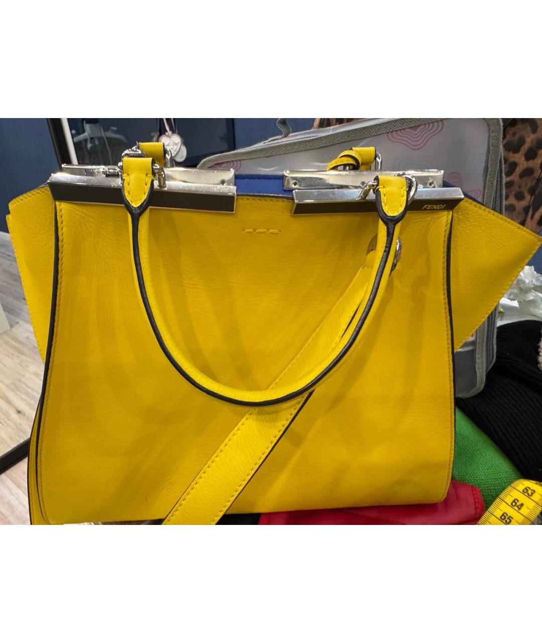FENDI Желтая кожаная сумка с короткими ручками, фото 5