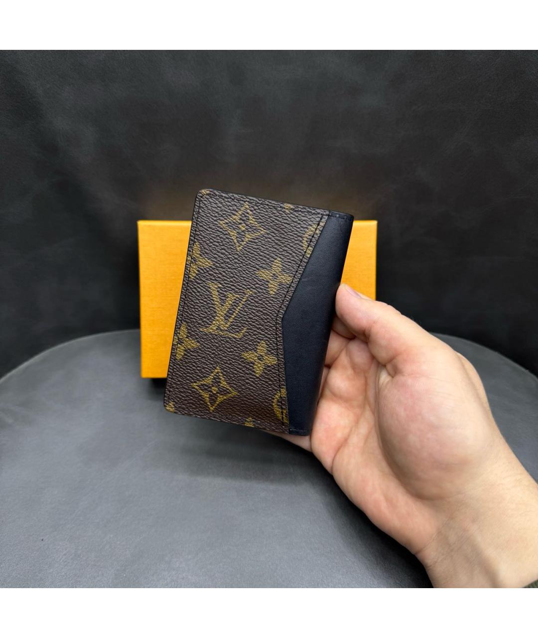 LOUIS VUITTON Кардхолдер, фото 2