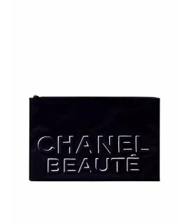 CHANEL Косметичка