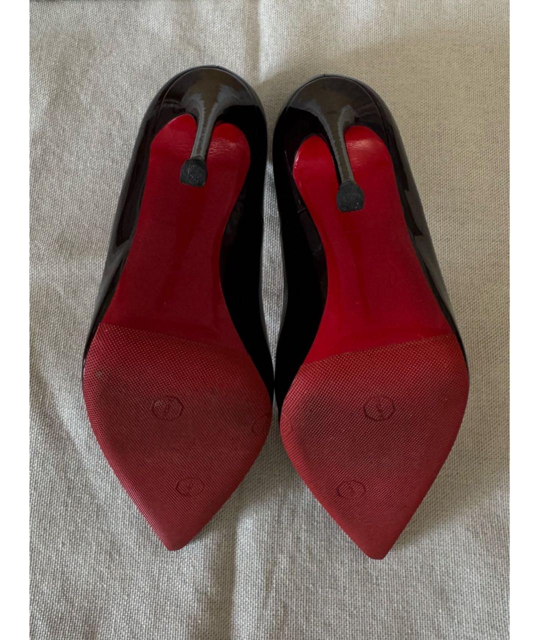 CHRISTIAN LOUBOUTIN Черные туфли из лакированной кожи, фото 6