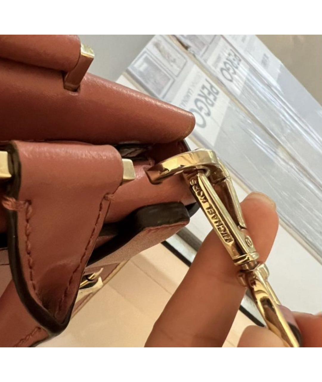 MICHAEL KORS Розовая кожаная сумка с короткими ручками, фото 6