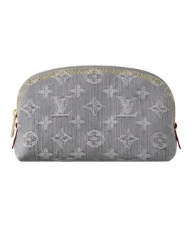 LOUIS VUITTON Косметичка