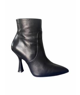 STUART WEITZMAN Ботильоны