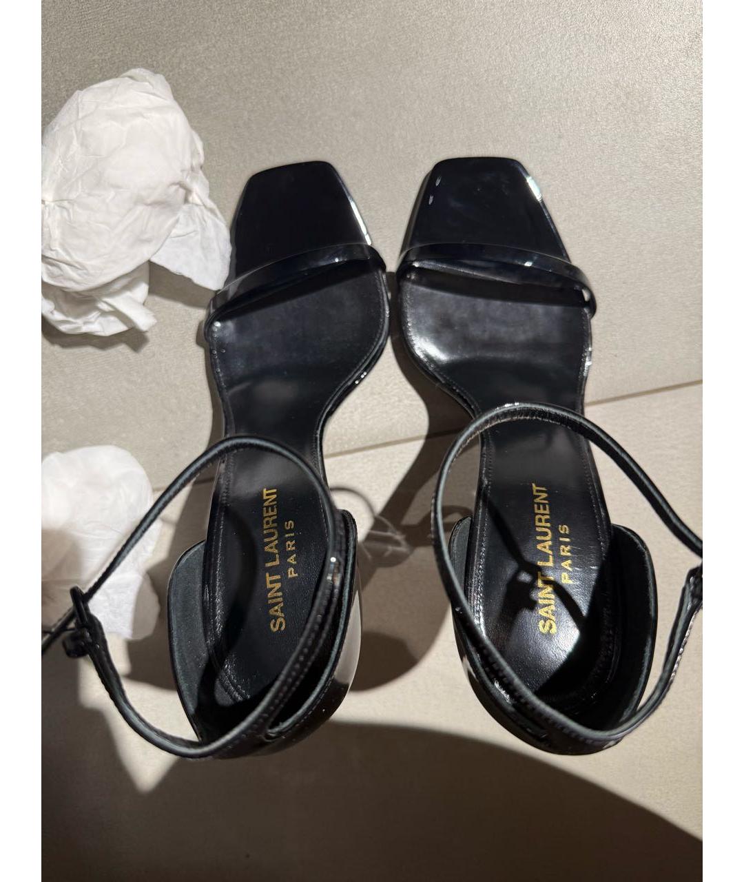SAINT LAURENT Черные босоножки из лакированной кожи, фото 2
