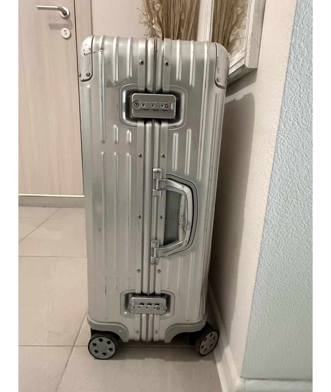 Rimowa Серебрянный чемодан, фото 4
