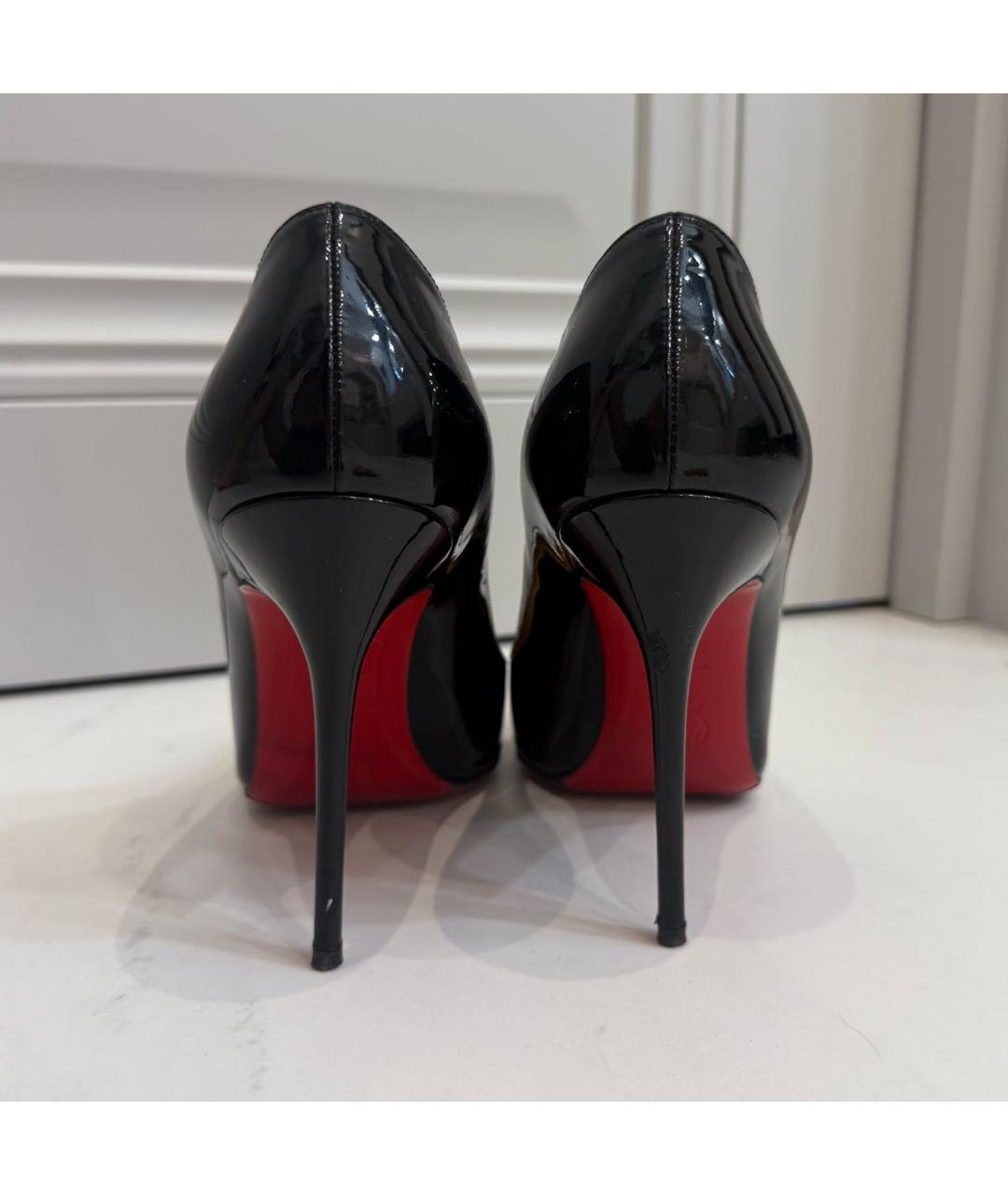 CHRISTIAN LOUBOUTIN Черные туфли из лакированной кожи, фото 4