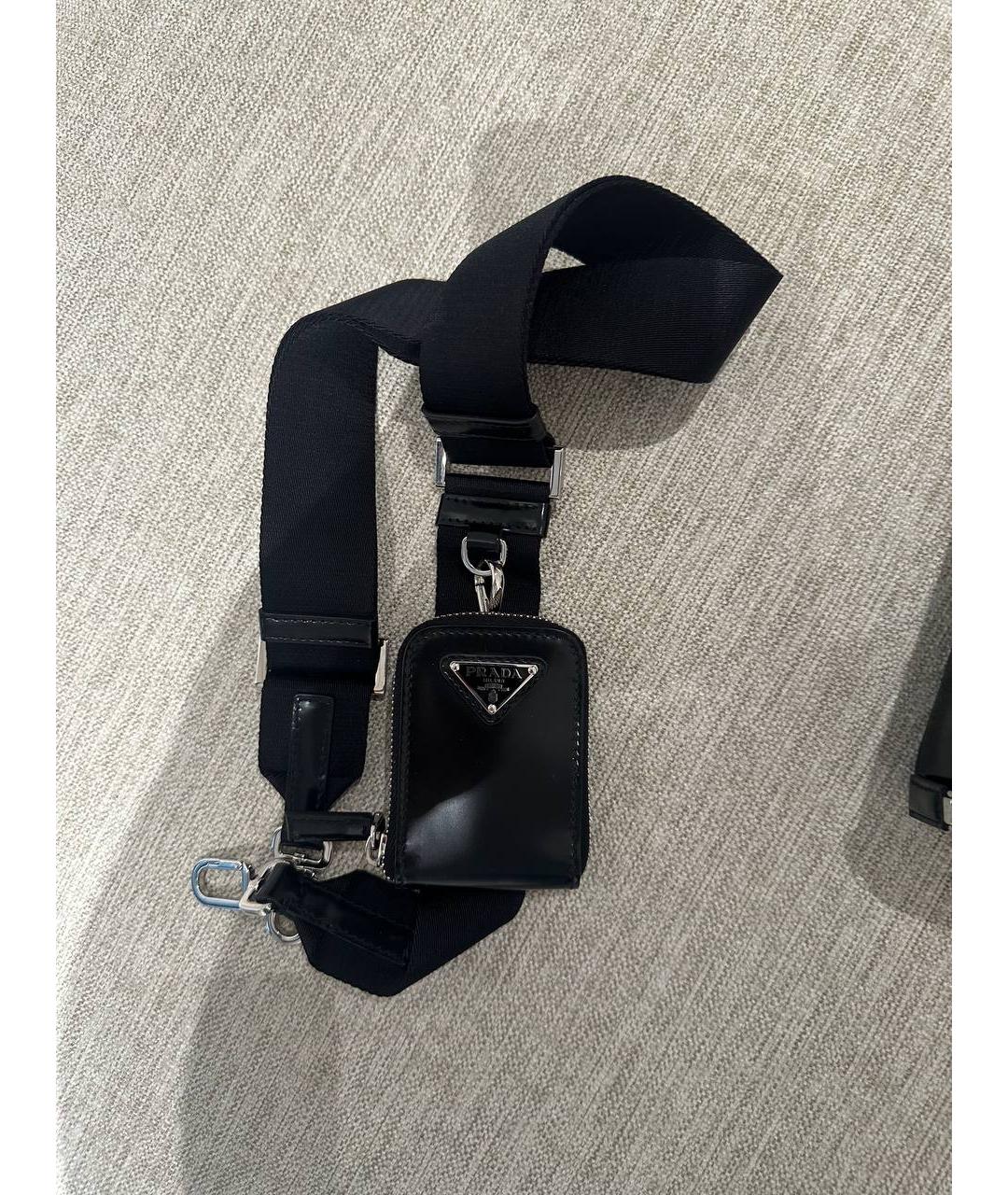 PRADA Черная барсетка из лакированной кожи, фото 6