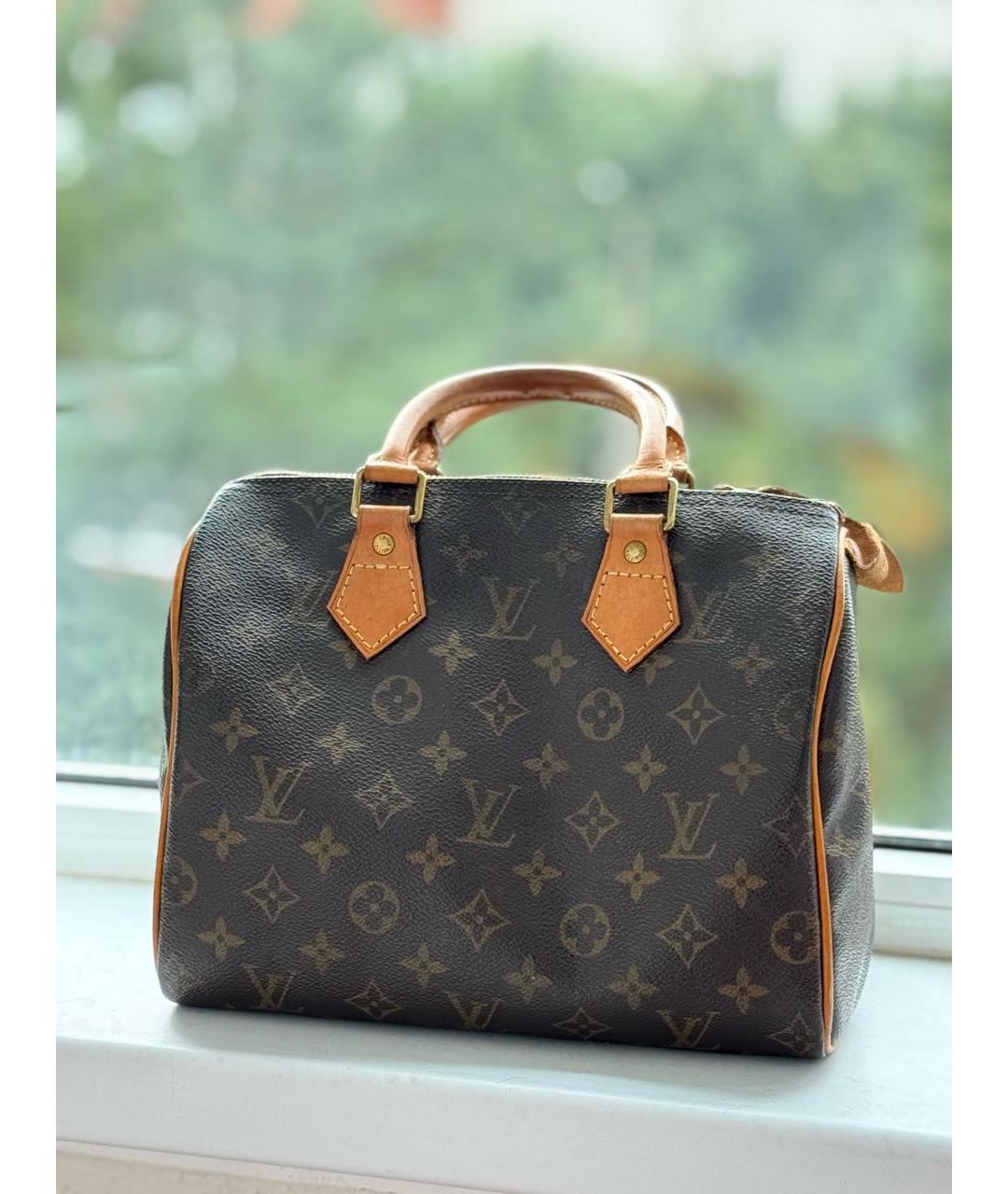 LOUIS VUITTON Коричневая кожаная сумка с короткими ручками, фото 9