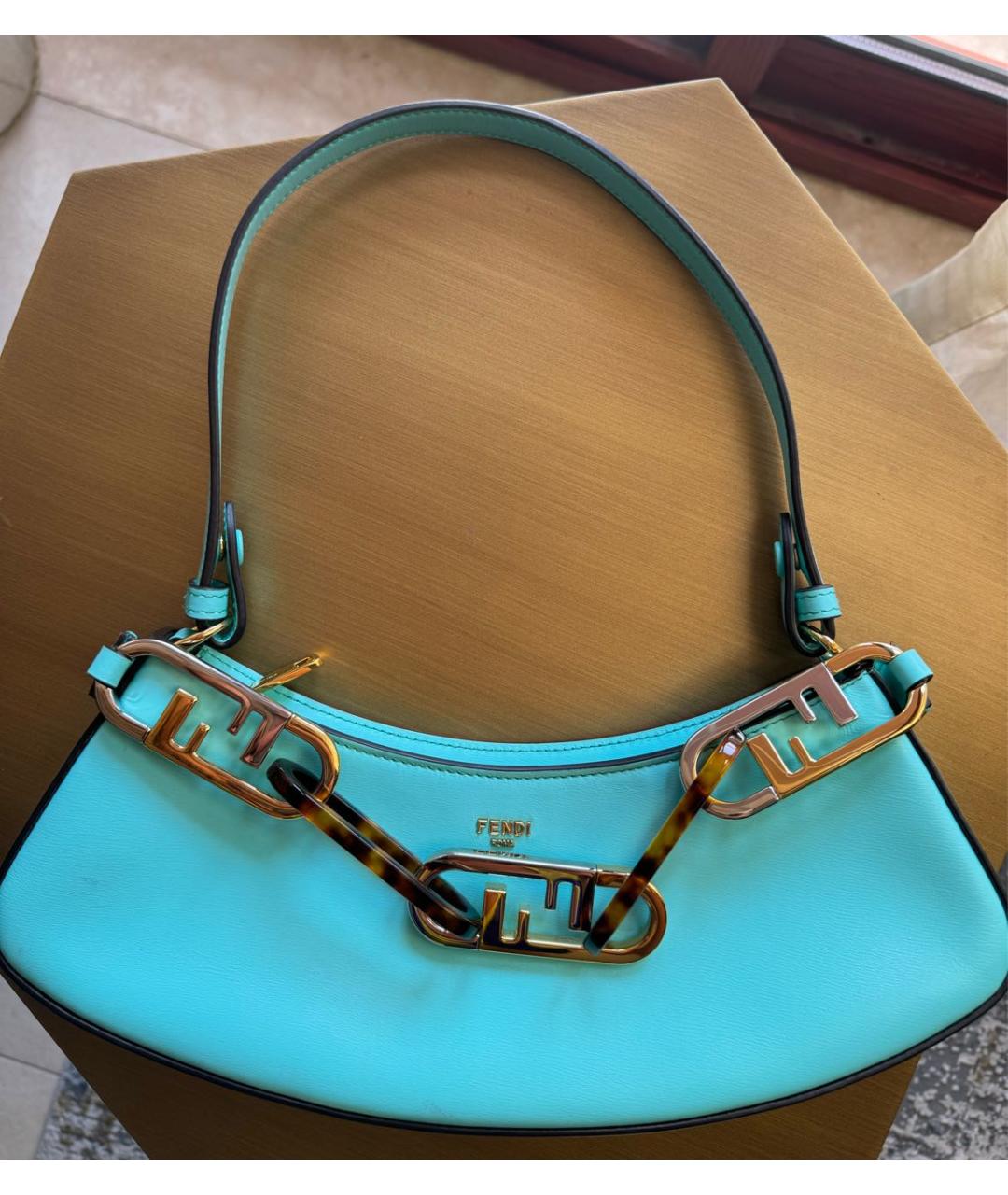 FENDI Бирюзовая кожаная сумка с короткими ручками, фото 5
