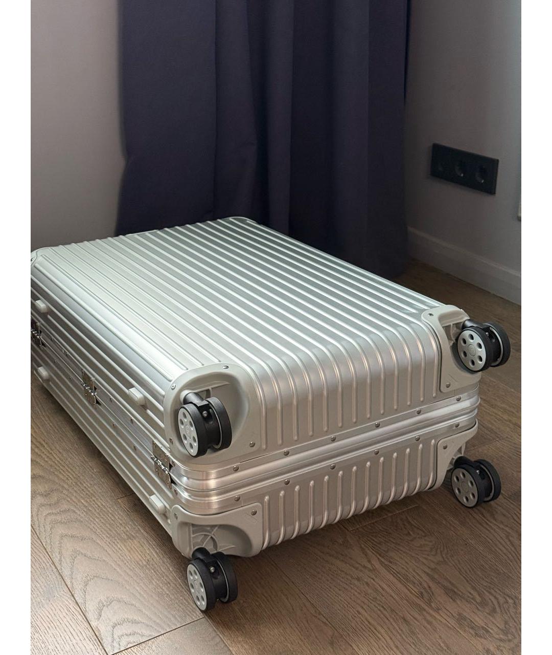 Rimowa Серебрянный чемодан, фото 3