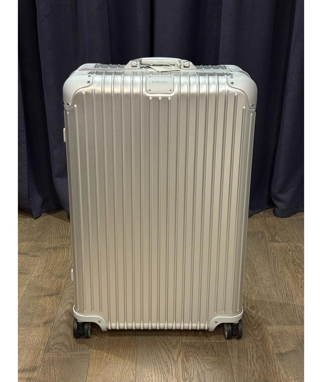 Rimowa Серебрянный чемодан, фото 9