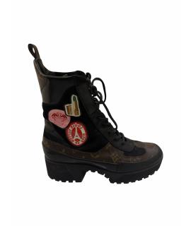 LOUIS VUITTON Ботинки