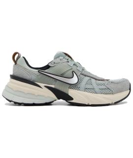 NIKE Кроссовки