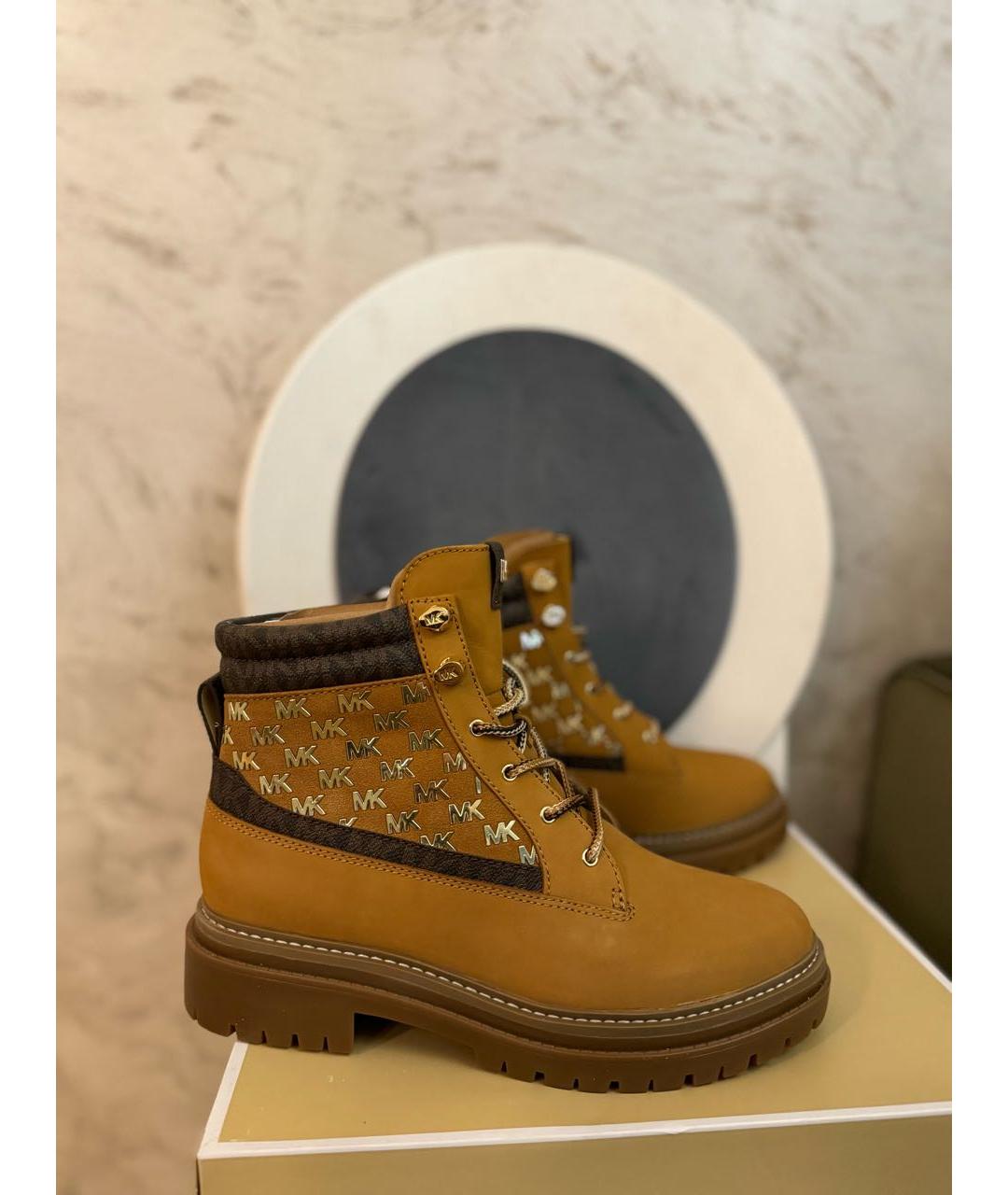 MICHAEL MICHAEL KORS Горчичные нубуковые ботинки, фото 7