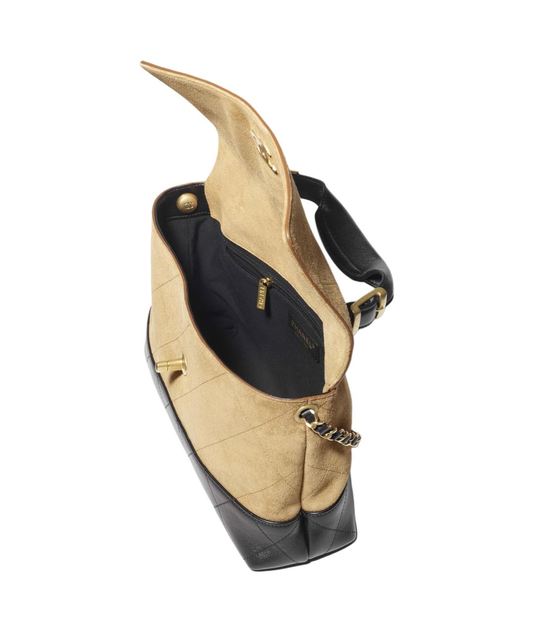 CHANEL Бежевая замшевая сумка через плечо, фото 3