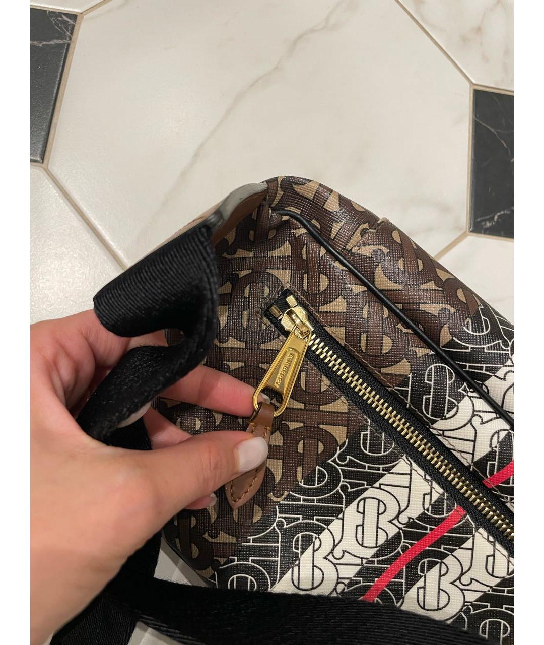 BURBERRY Коричневая кожаная поясная сумка, фото 2