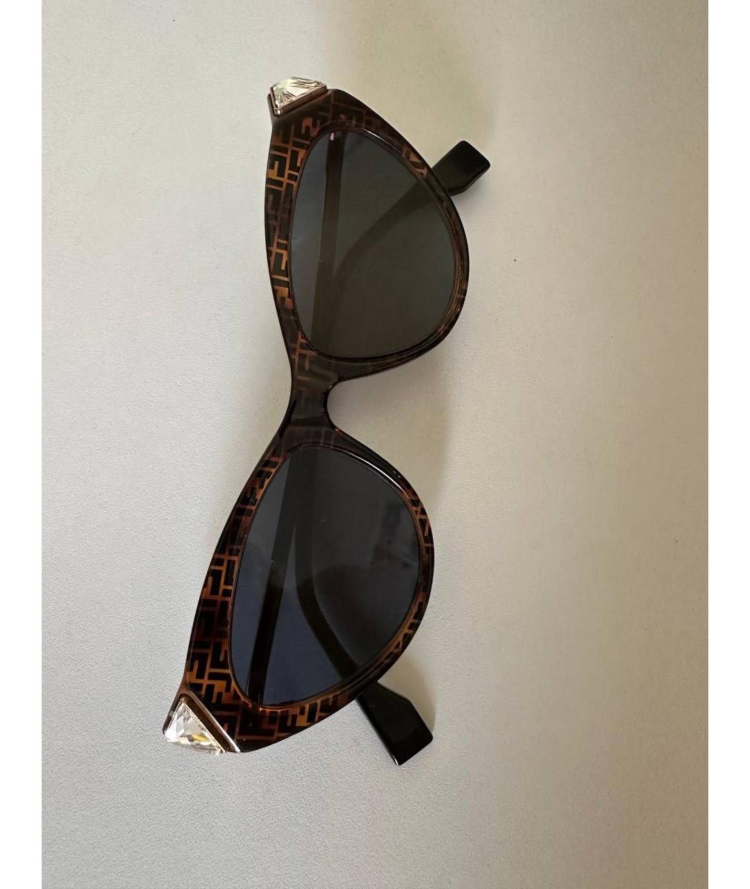FENDI Коричневые солнцезащитные очки, фото 4
