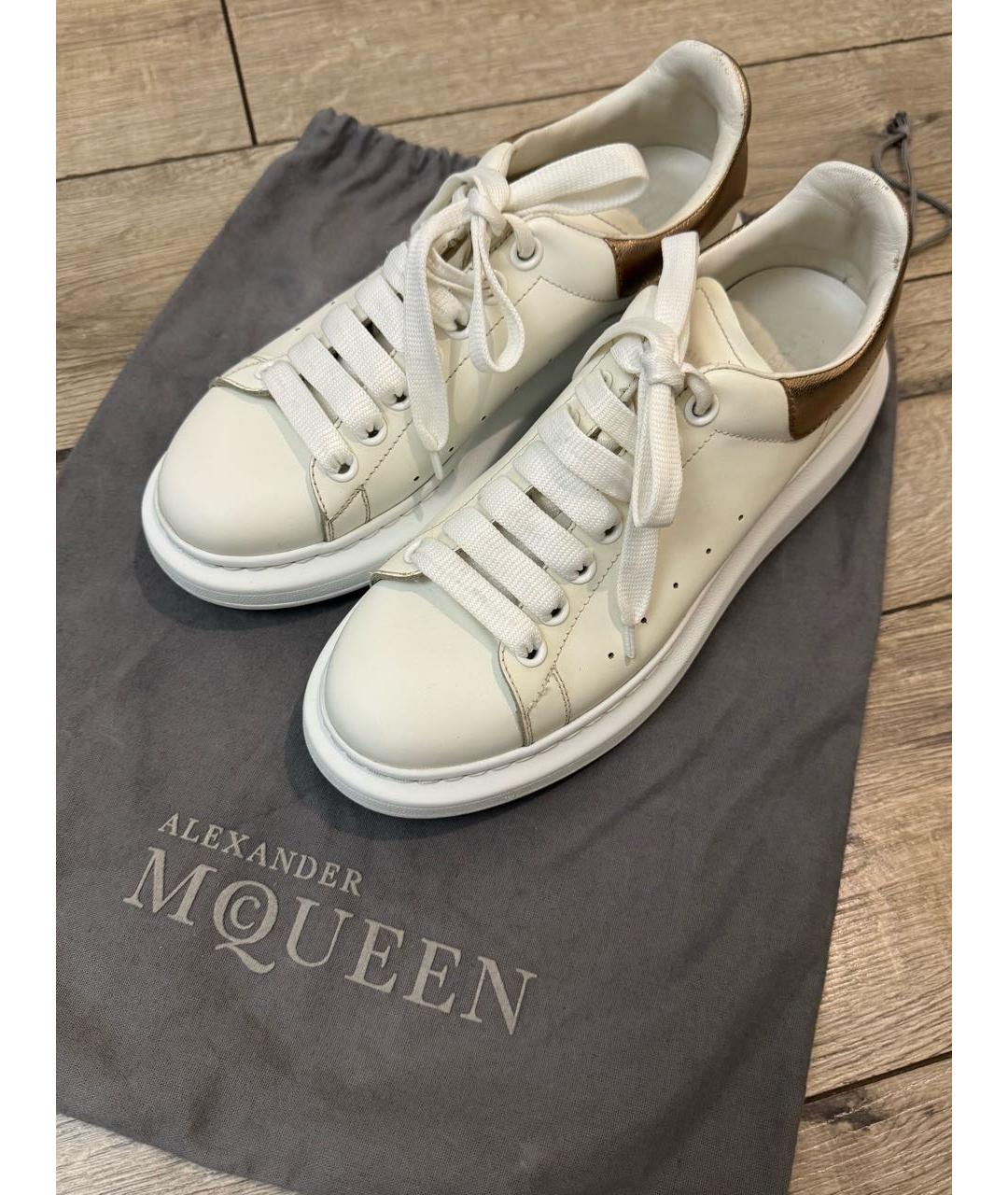 ALEXANDER MCQUEEN Белые кожаные кроссовки, фото 5