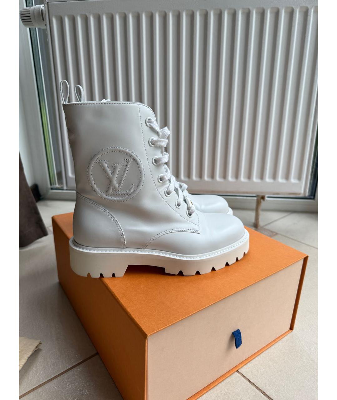 LOUIS VUITTON Белые кожаные сапоги, фото 9
