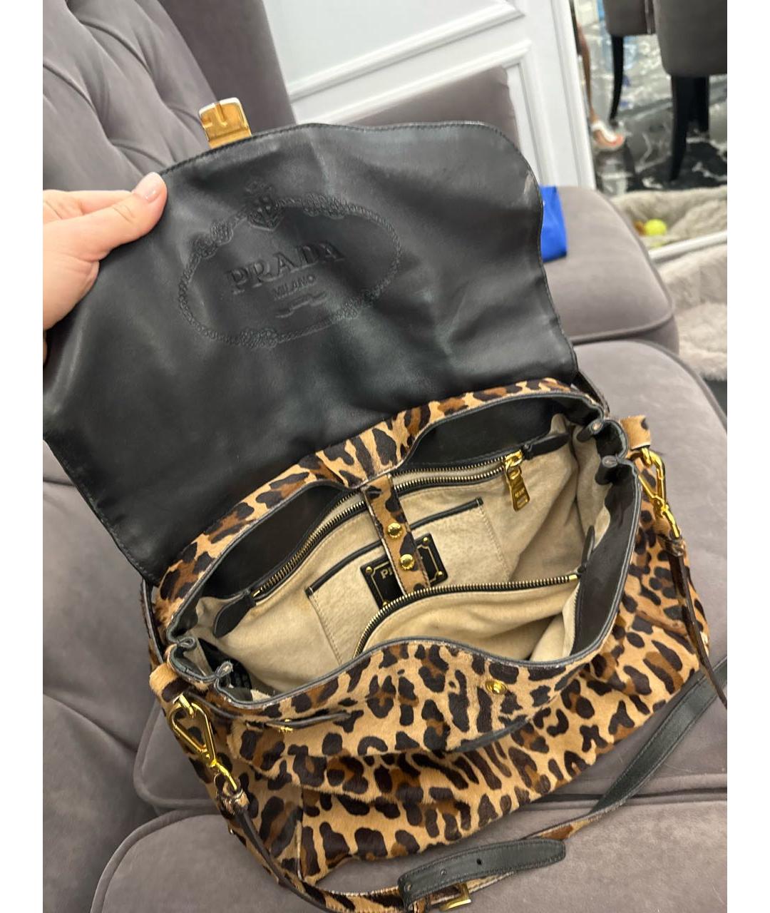 PRADA Коричневая сумка с короткими ручками из экзотической кожи, фото 4
