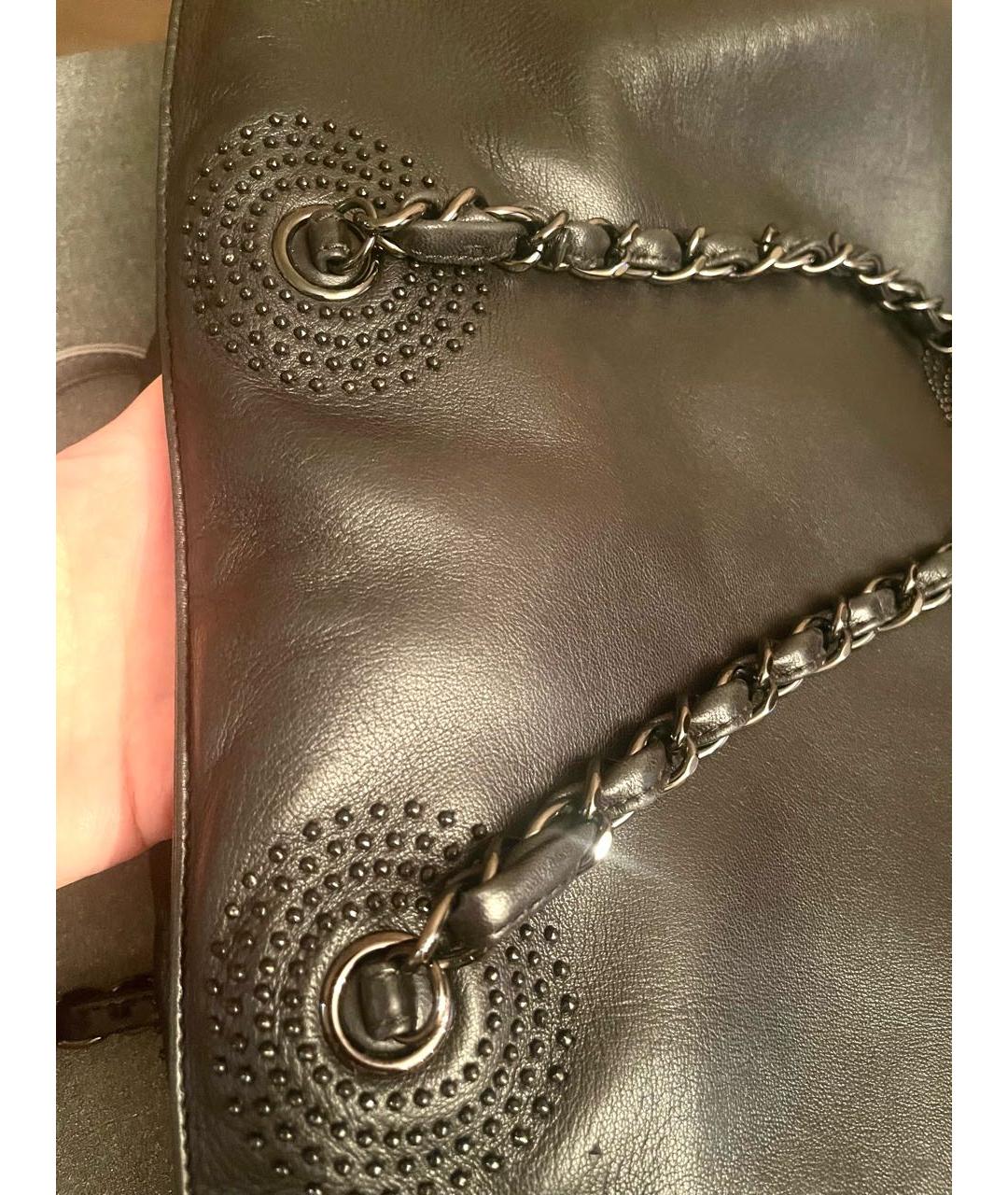 CHANEL Черная кожаная сумка тоут, фото 7