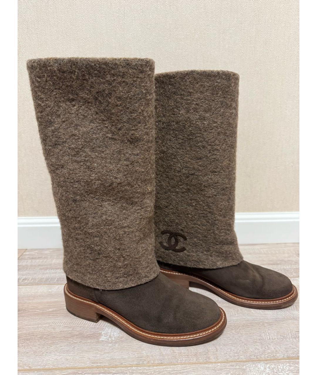 CHANEL Коричневые замшевые сапоги, фото 7