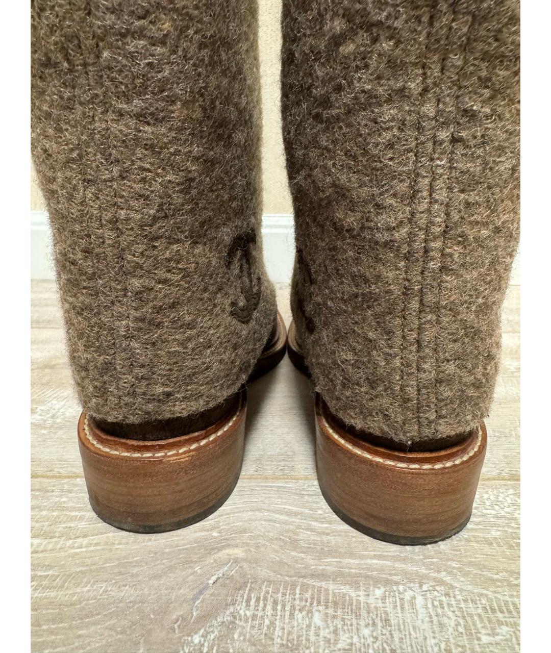 CHANEL Коричневые замшевые сапоги, фото 4