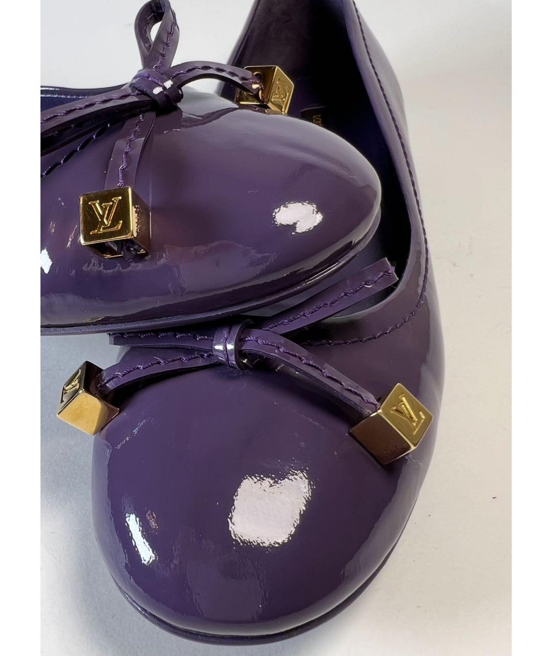 LOUIS VUITTON Фиолетовые балетки из лакированной кожи, фото 3