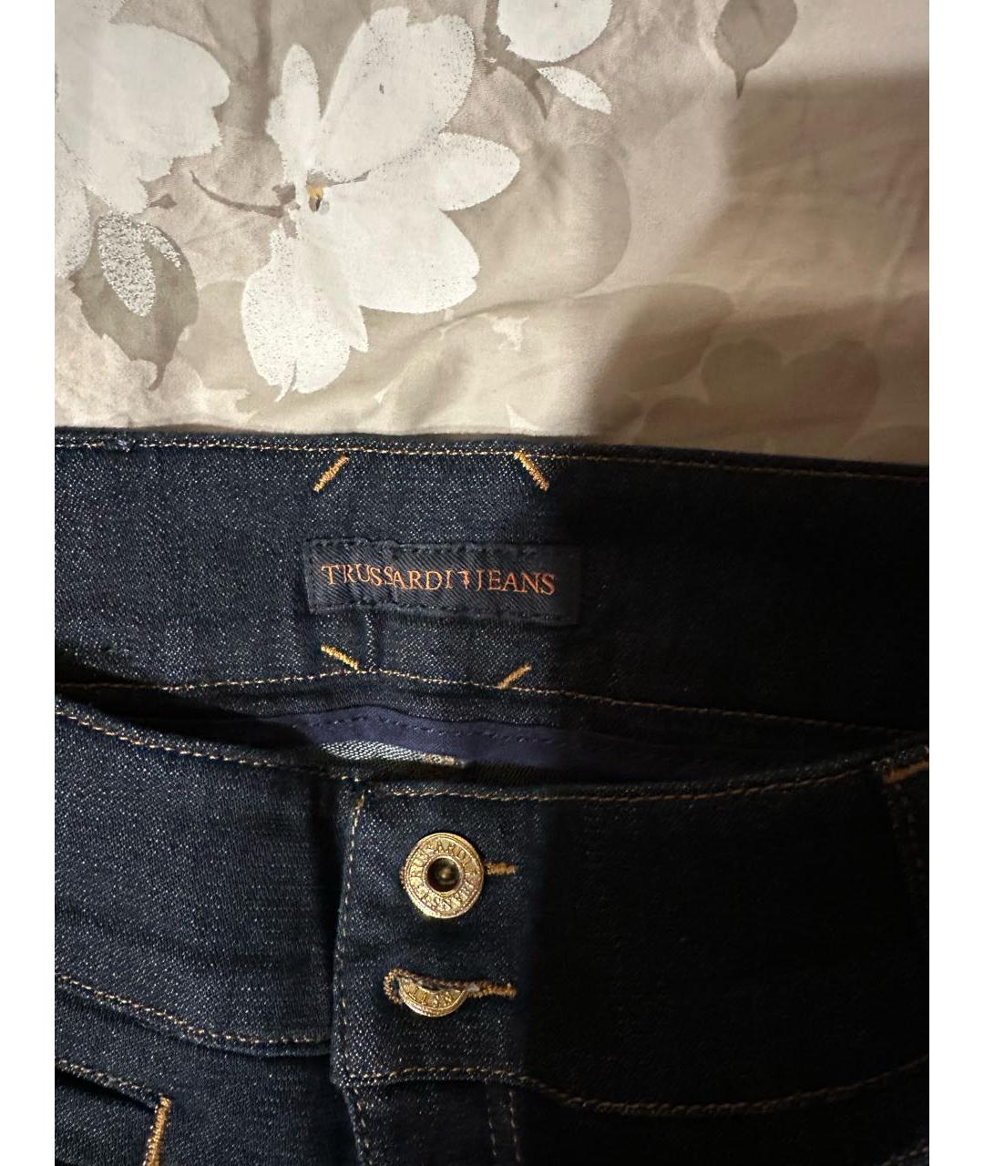 TRUSSARDI JEANS Темно-синие хлопко-эластановые джинсы клеш, фото 3