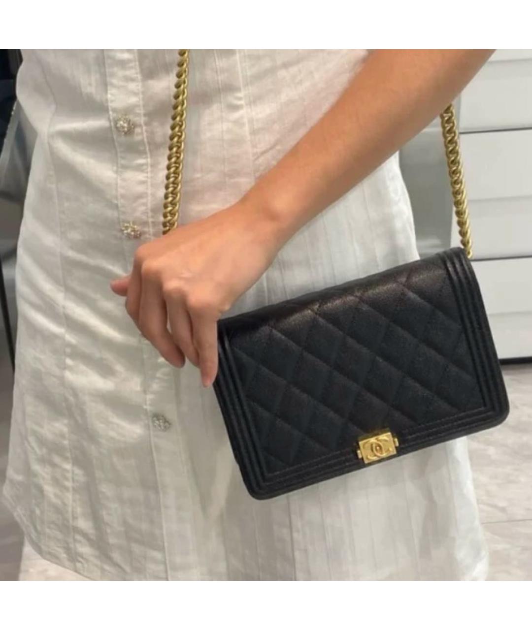 CHANEL Черная кожаная сумка через плечо, фото 4