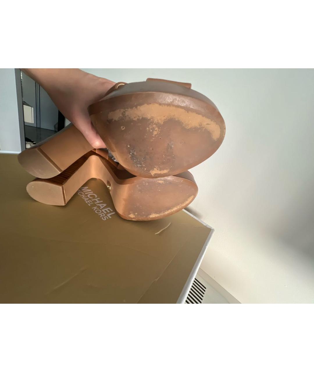 MICHAEL KORS Коричневые кожаные босоножки, фото 5