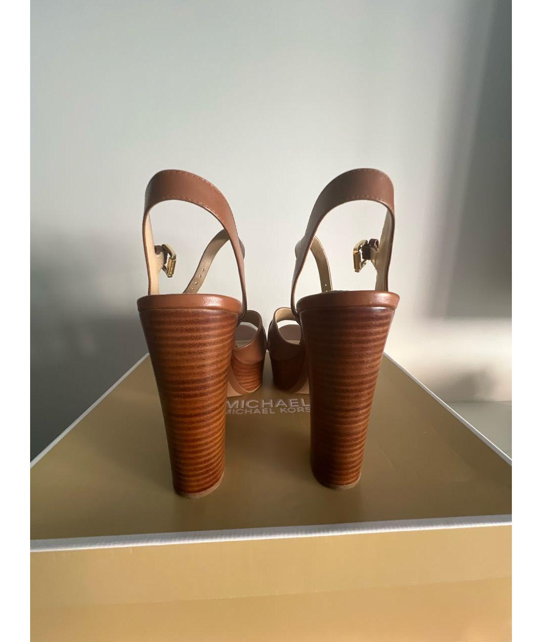 MICHAEL KORS Коричневые кожаные босоножки, фото 4