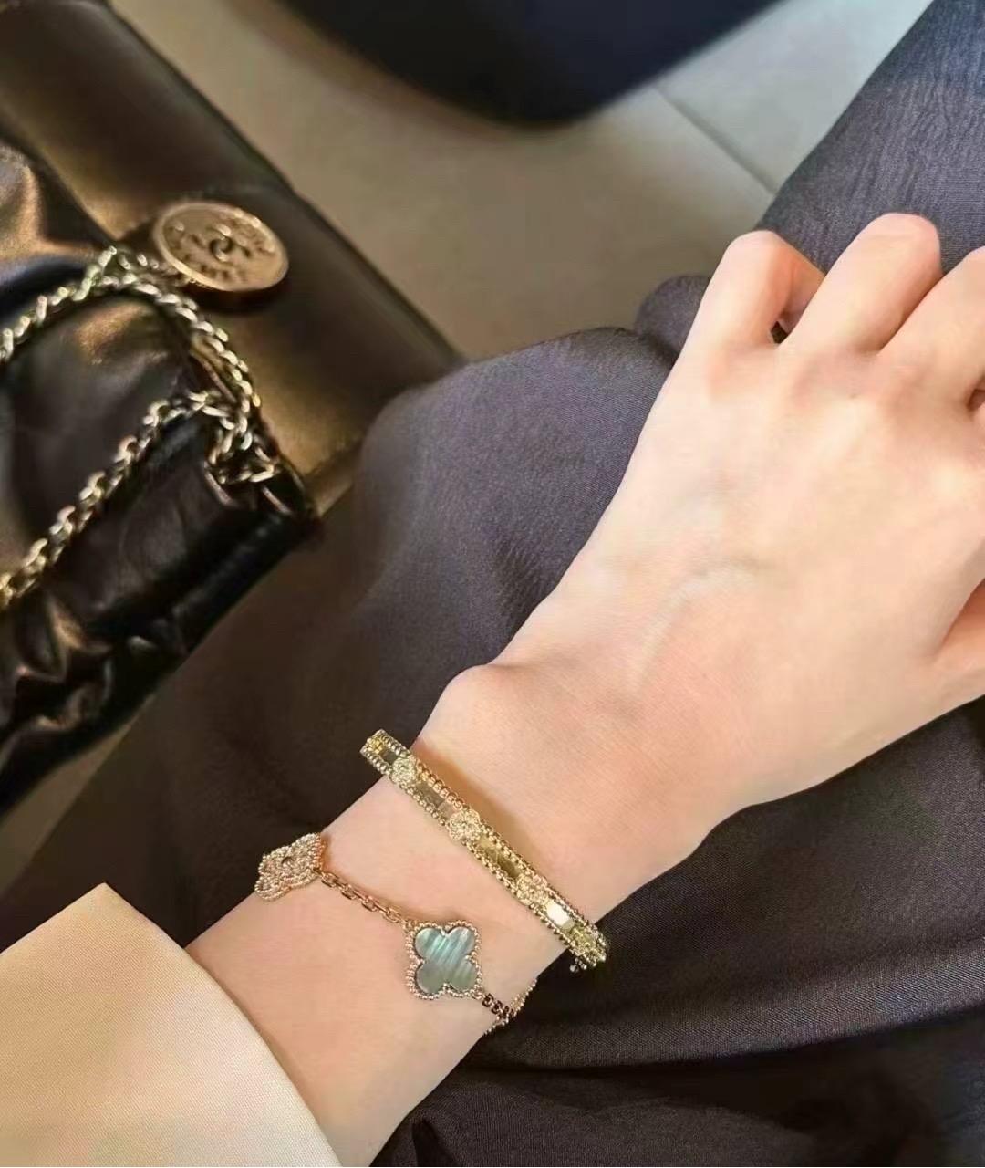 VAN CLEEF & ARPELS Золотой браслет из розового золота, фото 7