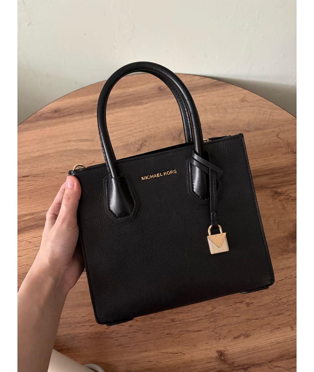 MICHAEL MICHAEL KORS Черная кожаная сумка с короткими ручками, фото 2